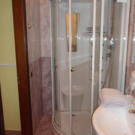 デル コルソ ナポリ