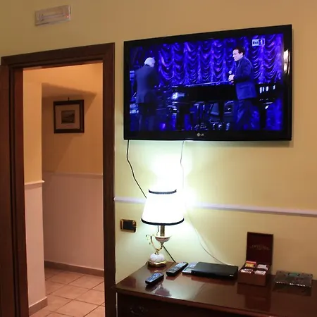 デル コルソ ナポリ