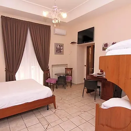 Couette-café Del Corso 4*