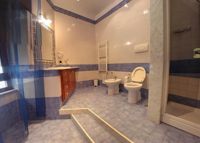 Del Corso Oda ve Kahvaltı Napoli