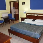 Del Corso 4* Nápoles
