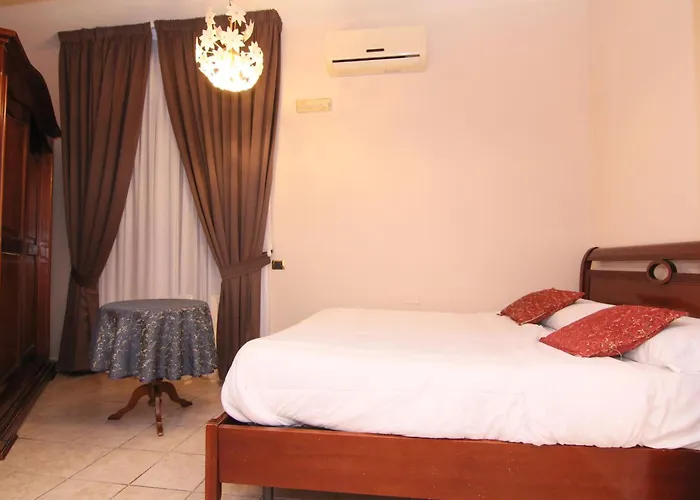 Del Corso Bed & Breakfast 4*